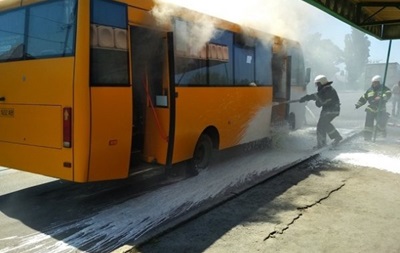 В Тернополе на ходу загорелась маршрутка