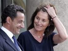 Опубликована книга про Сесилию Саркози, в которой она обзывает мужа
