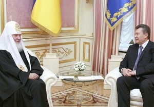 Янукович получит 50 тысяч долларов премии от патриарха Кирилла