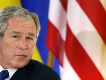 Фотогалереи: Буш в Украине