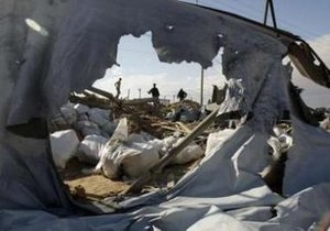 В секторе Газа второй день продолжаются израильские бомбардировки