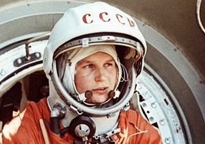 Терешкова призналась, что могла вместо спуска на Землю улететь в космос