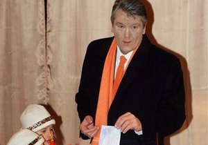 Ющенко проголосует в Доме профсоюзов, а Литвин - в школе