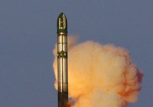 Россия произвела пуск межконтинентальной ракеты Сатана