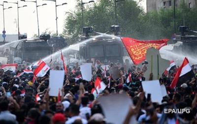 На протестах в Ираке погибли почти 50 человек