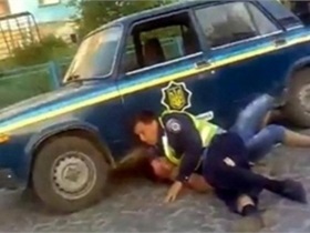 новости Тернопольской области - ГАИ - избиение - В Тернопольской области сотрудники ГАИ отобрали телефон и избили водителя