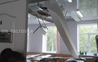 В Харькове во время урока в школе обрушился потолок - соцсети