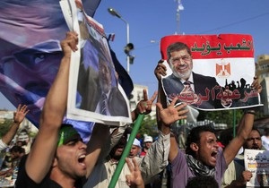 Египетские военные заявляют, что Мурси находится в секретном месте
