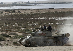 СМИ: Франция добивается наземной операции в Ливии