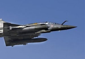 Авиация НАТО уничтожила антенну системы оповещения об авианалетах в Триполи