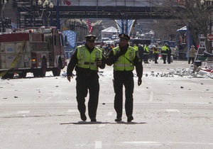 ФБР назвала приметы подозреваемого во взрывах в Бостоне