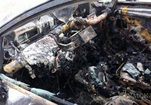новости Одесской области - поджог - В Одесской области неизвестные сожгли два автомобиля предпринимателя