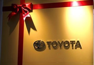 Toyota возобновит работу всех своих японских заводов в конце апреля