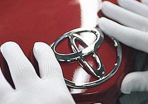 Новости Toyota - Крупнейший в мире поставщик авто почти вдвое увеличил чистую прибыль