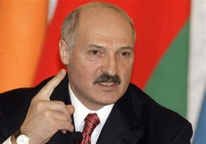 Лукашенко готов транспортировать венесуэльскую нефть в Беларусь через Украину