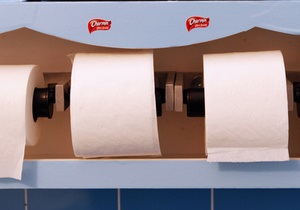 На время Евро-2012 в столице установят модульные туалеты