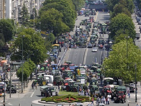 Тракторы заблокировали центр Брюсселя