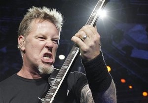 Лидера группы Metallica обворовали во время ужина в московском ресторане