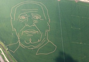 Израиль - гигантский портрет Шимона Переса