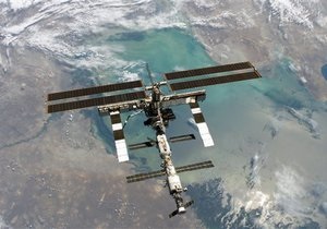 Экипаж МКС укроется в корабле Союз из-за обломка китайского спутника