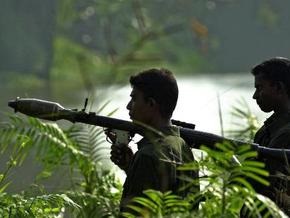 Авиация тамильских тигров сбросила бомбы на столицу Шри-Ланки: 27 человек ранены