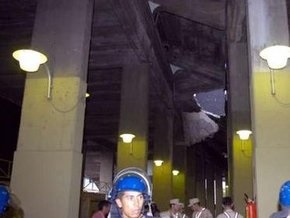 На крупнейшем стадионе в Парагвае обрушилась часть трибуны: двое погибших