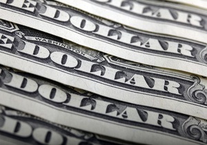 Доллар незначительно снизился на межбанке