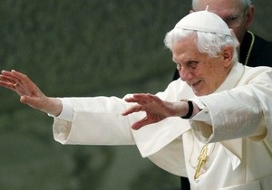 МИД Британии извинился за черновую программу визита Папы Римского