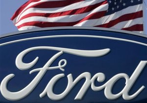 Ford отзывает почти 15 тысяч авто из-за опасности возгорания