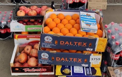 Переселенцы из Донецка привезли эвакуированным продукты