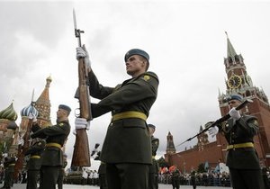 Россия потратит на национальную безопасность в 2011 году более 1,9 трлн рублей