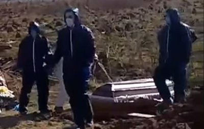 У мережі показали похорон померлої від COVID-19 породіллі на Прикарпатті