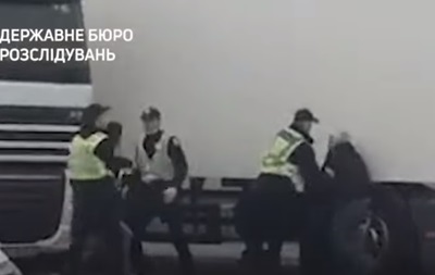 В Киеве патрульный полиции избил адвоката