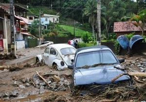 Жертвами наводнения в Бразилии стали более 600 человек. В пострадавший город направлены войска