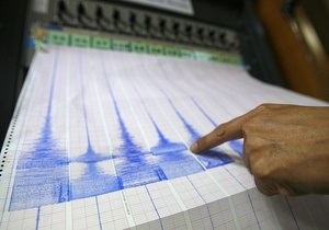 В Иране в результате сильного землетрясения пострадали более 30 человек