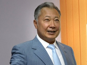 Действующий президент Кыргызстана набирает на выборах 67% - данные экзит-пола