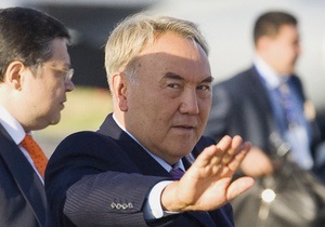 Назарбаев согласился участвовать в досрочных выборах президента Казахстана