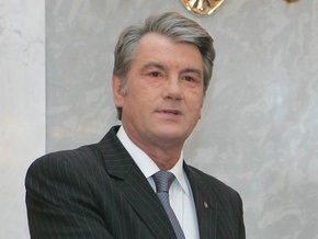 Ющенко отправился в Эмираты