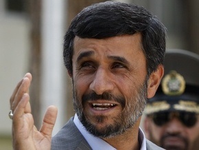 Ахмадинежад намерен назначить трех женщин на пост министров