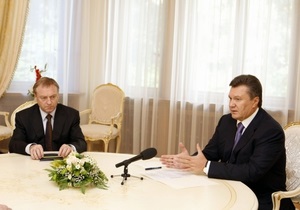 Янукович поручил Лавриновичу и Лукаш начать совершенствование закона о выборах