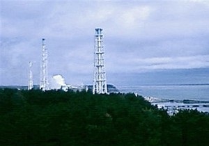 В воде реактора японской АЭС радиация превысила нормы в тысячи раз