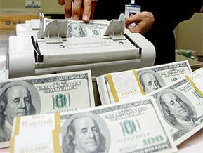 Торги на межбанке открылись в диапазоне 7,66-7,69 гривны за доллар
