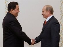 Чавес передал Медведеву привет от Путина