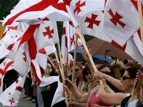 Лидер оппозиции: Грузия стоит на грани гражданского противостояния