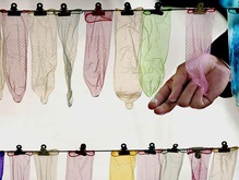 Донецк выделил малообеспеченным семьям по тридцать презервативов