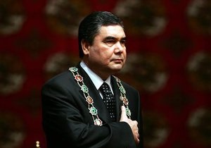 СМИ: Жителям Туркменистана запретили встречать Новый год в ресторанах