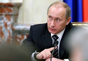 Путин распорядился завершить расследование авиакатастрофы под Смоленском