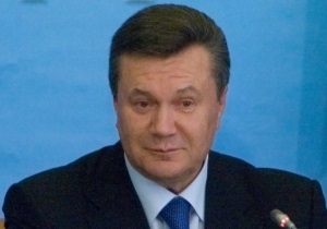Янукович обещает выполнить любое решение КС по политреформе