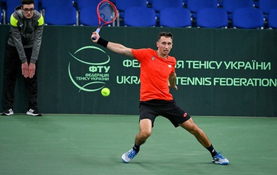 Стаховский пробился во второй круг турнира в Братиславе