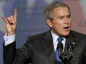 Буш поставил новый рекорд собственной непопулярности